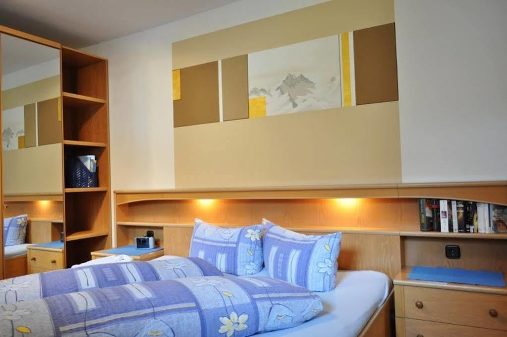 Appartements Kuprian Langenfeld Exterior photo